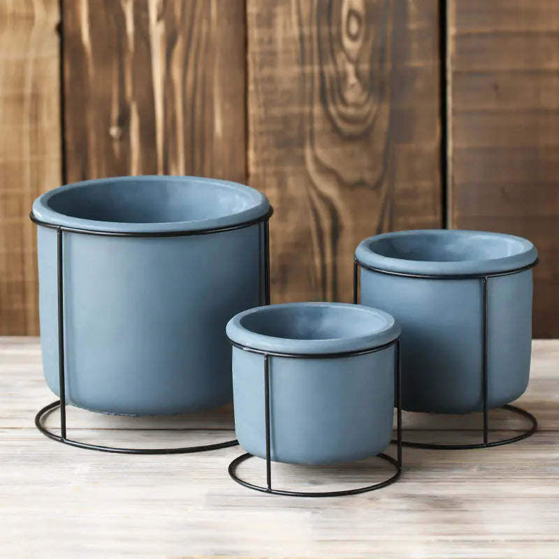 Elegant Iron Succulent Holder